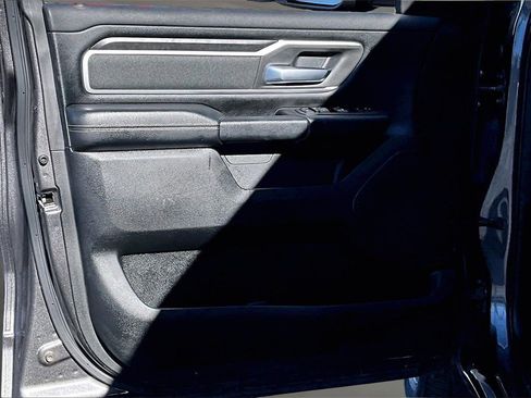 Used 2020 RAM 1500 Big Horn image 24