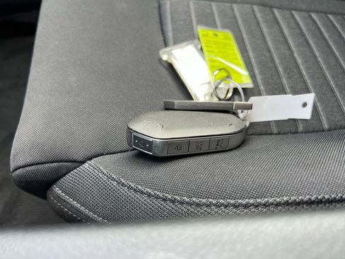 Used 2025 Kia K5 LXS image 18