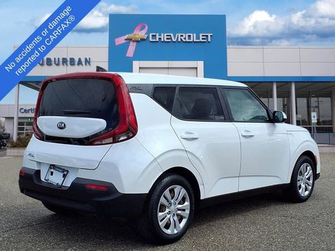 Used 2020 Kia Soul LX FWD image 5