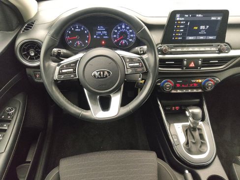 Used 2019 Kia Forte S image 22