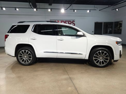 Used 2023 GMC Acadia Denali AWD/4WD image 8