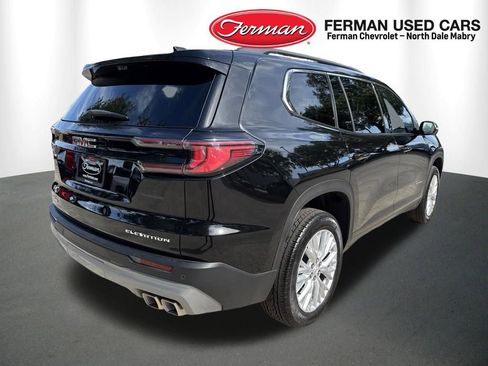 Used 2026 GMC Acadia Elevation w/ Elevation Premium Package FWD image 2