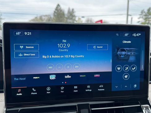 Used 2024 Lincoln Navigator L Reserve w/ Equipment Group 201A AWD/4WD image 18