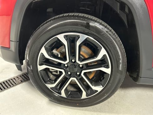 Used 2023 Jeep Compass Limited AWD/4WD image 9