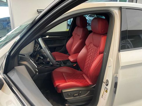 Used 2023 Audi SQ5 Premium Plus w/ Premium Plus Package AWD/4WD image 19