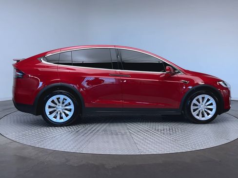 Used 2021 Tesla Model X Long Range AWD/4WD image 9