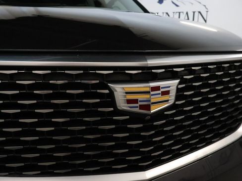 Used 2020 Cadillac XT6 Premium Luxury w/ Platinum Package AWD/4WD image 9