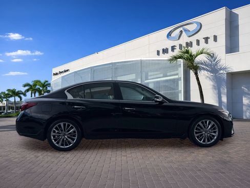 Used 2023 INFINITI Q50 Luxe w/ Cargo Package RWD image 8