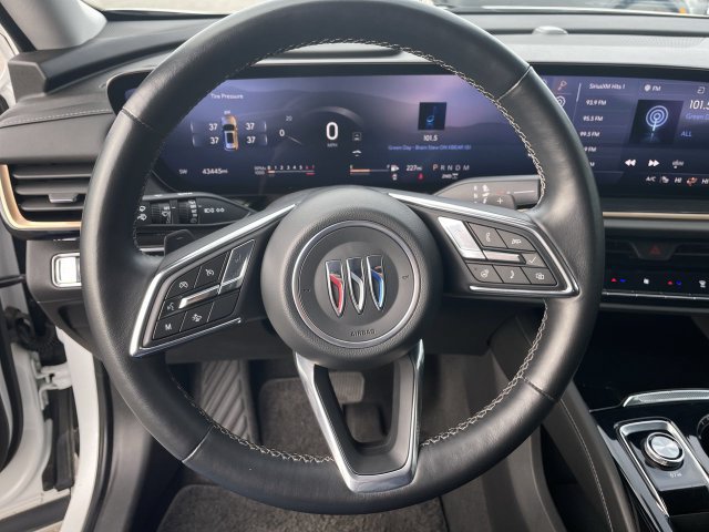 Used 2024 Buick Envision Avenir AWD/4WD image 14
