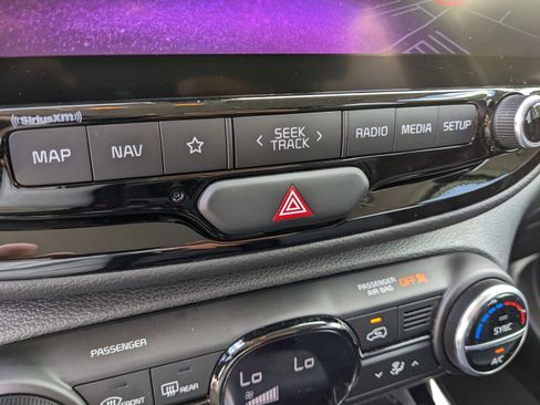 Used 2023 Kia Soul S image 32