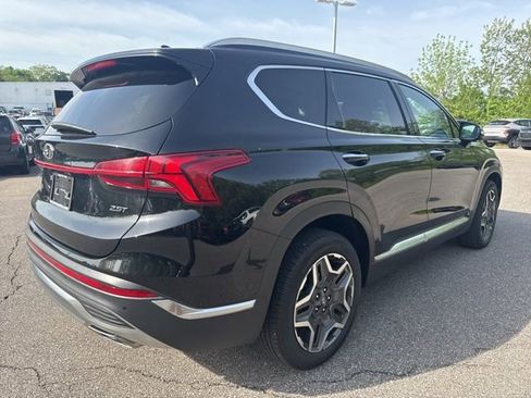 Used 2022 Hyundai Santa Fe Limited FWD image 3