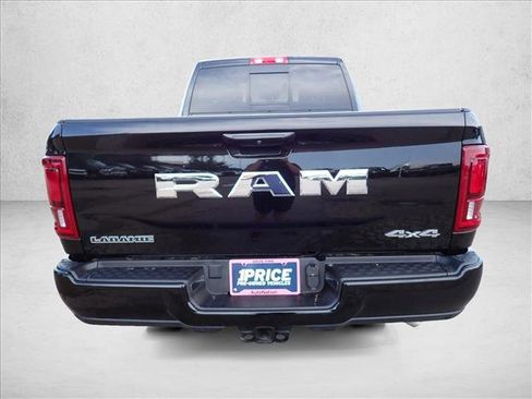 Used 2025 RAM 3500 Laramie AWD/4WD image 3