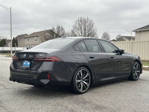 Certified 2024 BMW i5 M60 w/ Premium Package image 7
