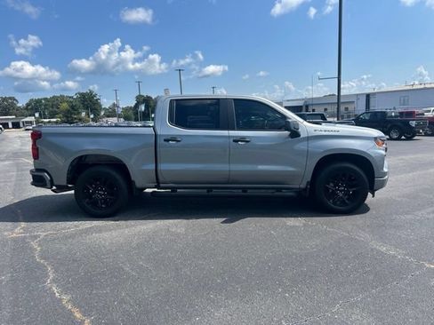 Used 2026 Chevrolet Silverado 1500 Custom RWD image 5