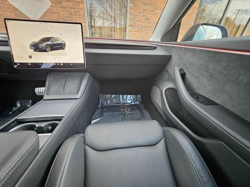 Used 2024 Tesla Model 3 Performance image 55