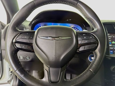 Used 2020 Chrysler 300 S RWD image 14