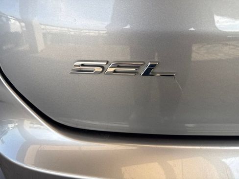 Used 2024 Ford Edge SEL w/ Convenience Package AWD/4WD image 11
