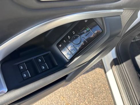 Used 2025 Audi Q5 2.0T Premium image 22