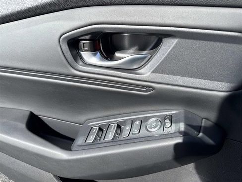 Certified 2025 Honda Accord SE image 8