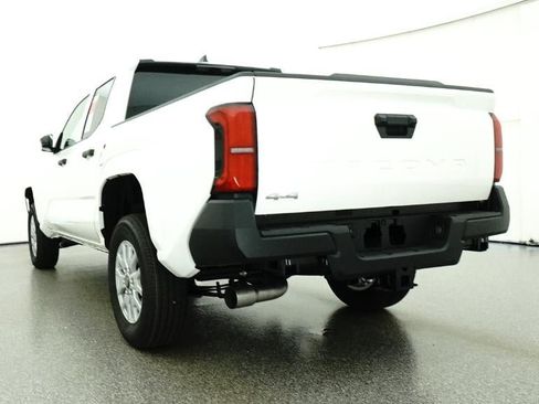 New 2026 Toyota Tacoma SR AWD/4WD image 22