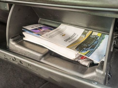 Used 2020 Chevrolet Camaro LT image 41