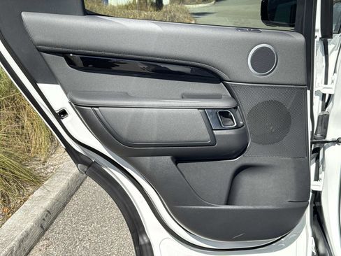 New 2026 Land Rover Discovery S image 13