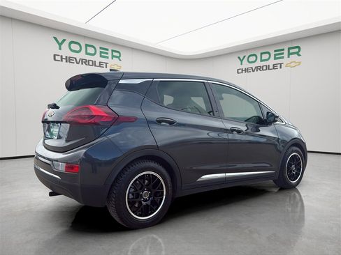 Used 2021 Chevrolet Bolt LT image 7