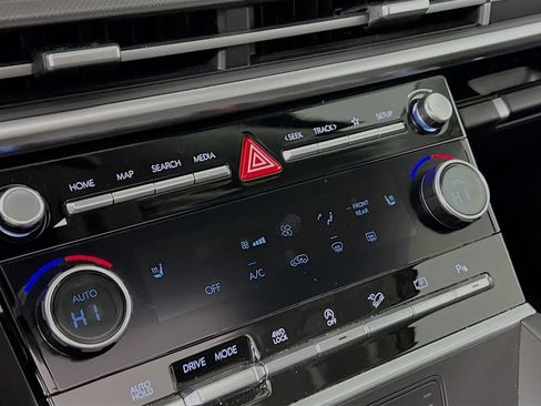 Certified 2025 Hyundai Santa Fe XRT AWD/4WD image 14