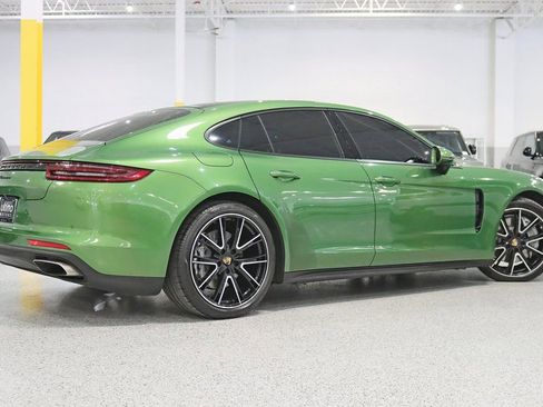 Used 2020 Porsche Panamera 4 AWD/4WD image 9