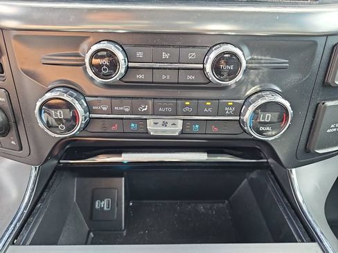 Used 2021 Ford F150 Lariat AWD/4WD image 26