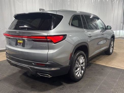 New 2026 Buick Enclave Preferred w/ Super Cruise Package image 8