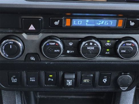 Used 2023 Toyota Tacoma TRD Off-Road w/ TRD Premium Off Road Package image 25