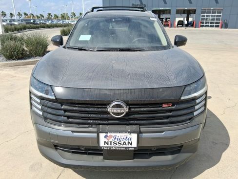 New 2026 Nissan Kicks SR w/ Cold Weather Package image 2