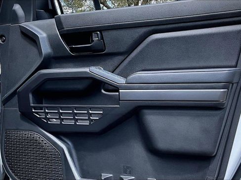 Used 2024 Toyota Tacoma SR5 image 27