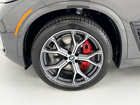 New 2026 BMW X5 xDrive40i w/ M Sport Package AWD/4WD image 29