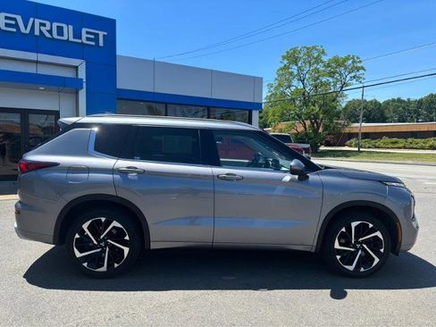 Used 2022 Mitsubishi Outlander SEL AWD/4WD image 13