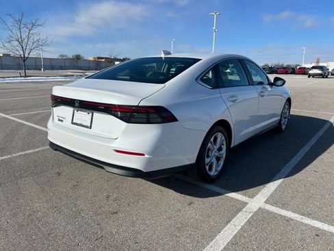 Used 2025 Honda Accord LX image 9