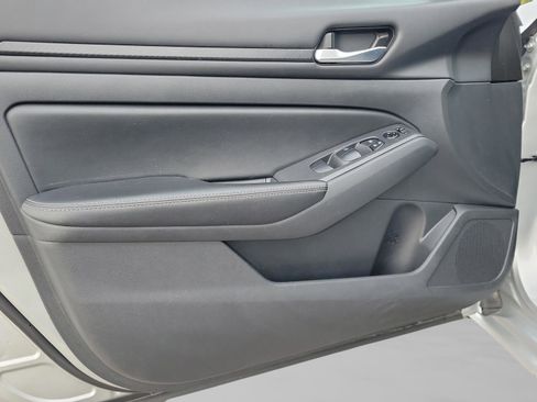 Certified 2024 Nissan Altima 2.5 SV w/ SV Premium Package image 18