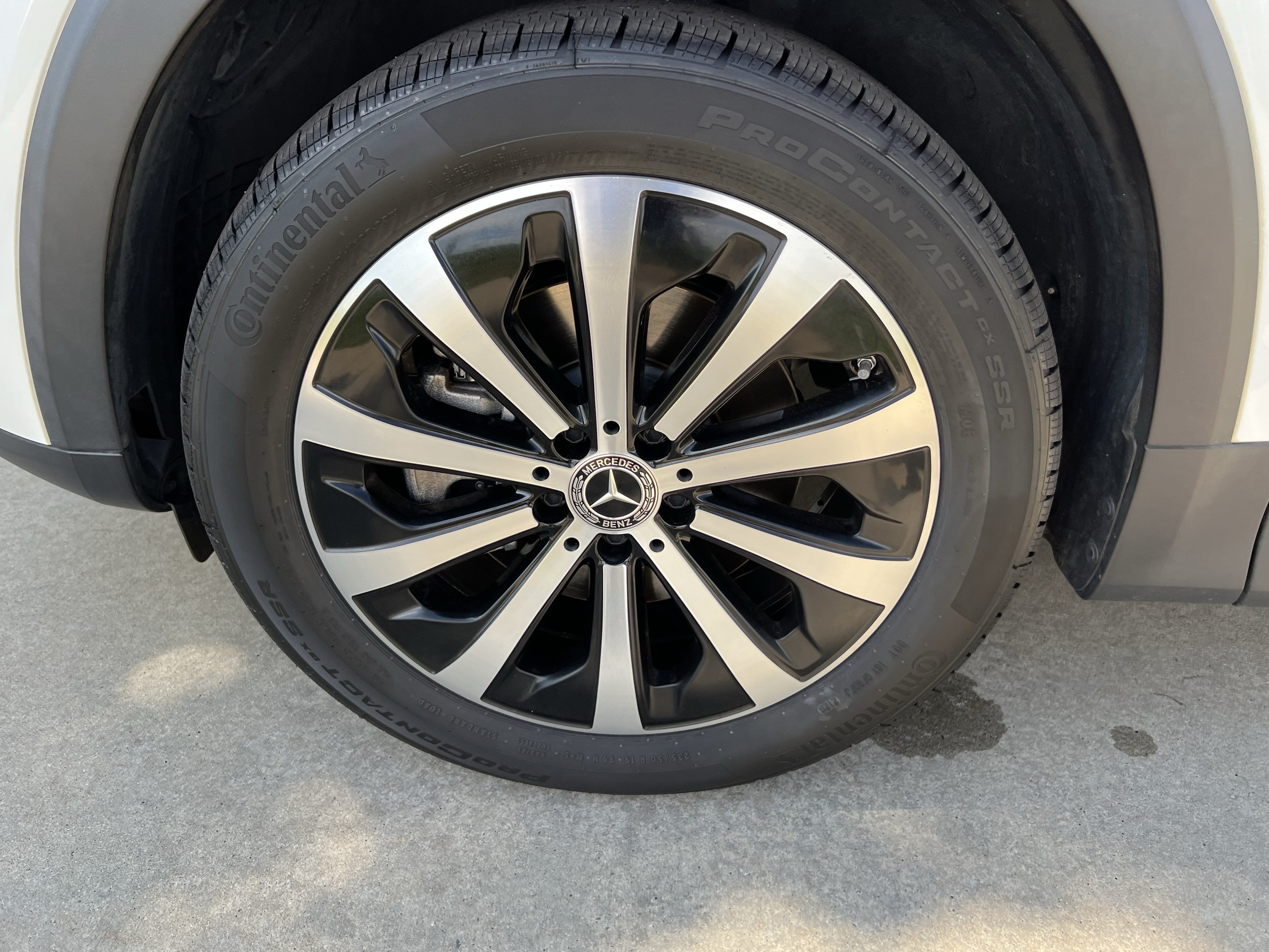 Certified 2022 Mercedes-Benz GLB 250 4MATIC image 13