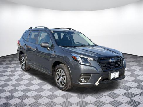 Used 2023 Subaru Forester Premium AWD/4WD image 7