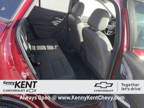Certified 2024 Chevrolet Trax ACTIV image 9