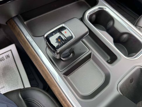 Certified 2023 Chevrolet Silverado 1500 High Country AWD/4WD image 23
