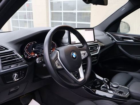 Used 2024 BMW X3 xDrive30i AWD/4WD image 9