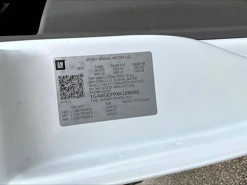 Used 2019 Chevrolet Express 2500 LS RWD image 19