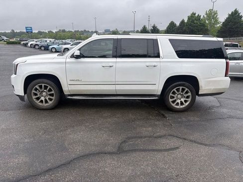 Used 2019 GMC Yukon XL Denali AWD/4WD image 4