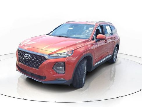 Used 2019 Hyundai Santa Fe SEL FWD image 2