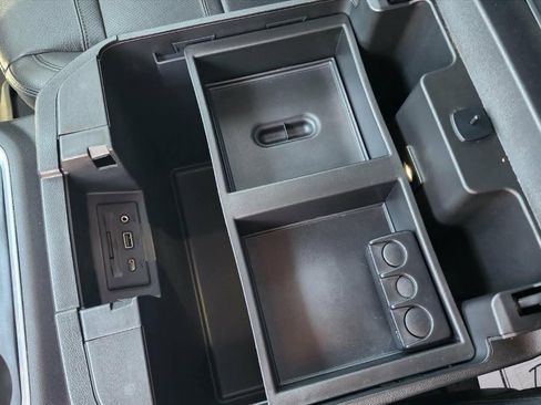 Used 2023 GMC Sierra 2500 Denali AWD/4WD image 23