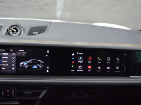 Certified 2024 Porsche Cayenne Turbo GT AWD/4WD image 29