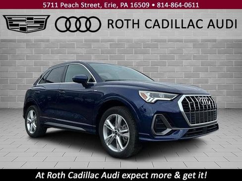 Used 2024 Audi Q3 2.0T Premium w/ Convenience Package image 1