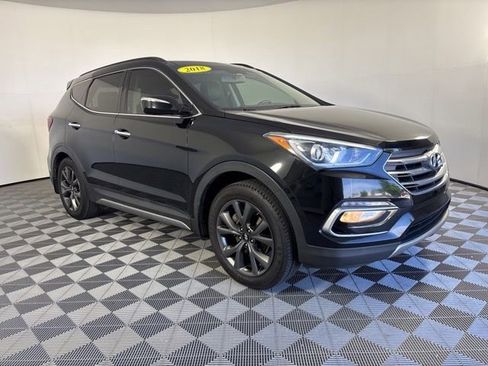 Used 2018 Hyundai Santa Fe Sport FWD image 32